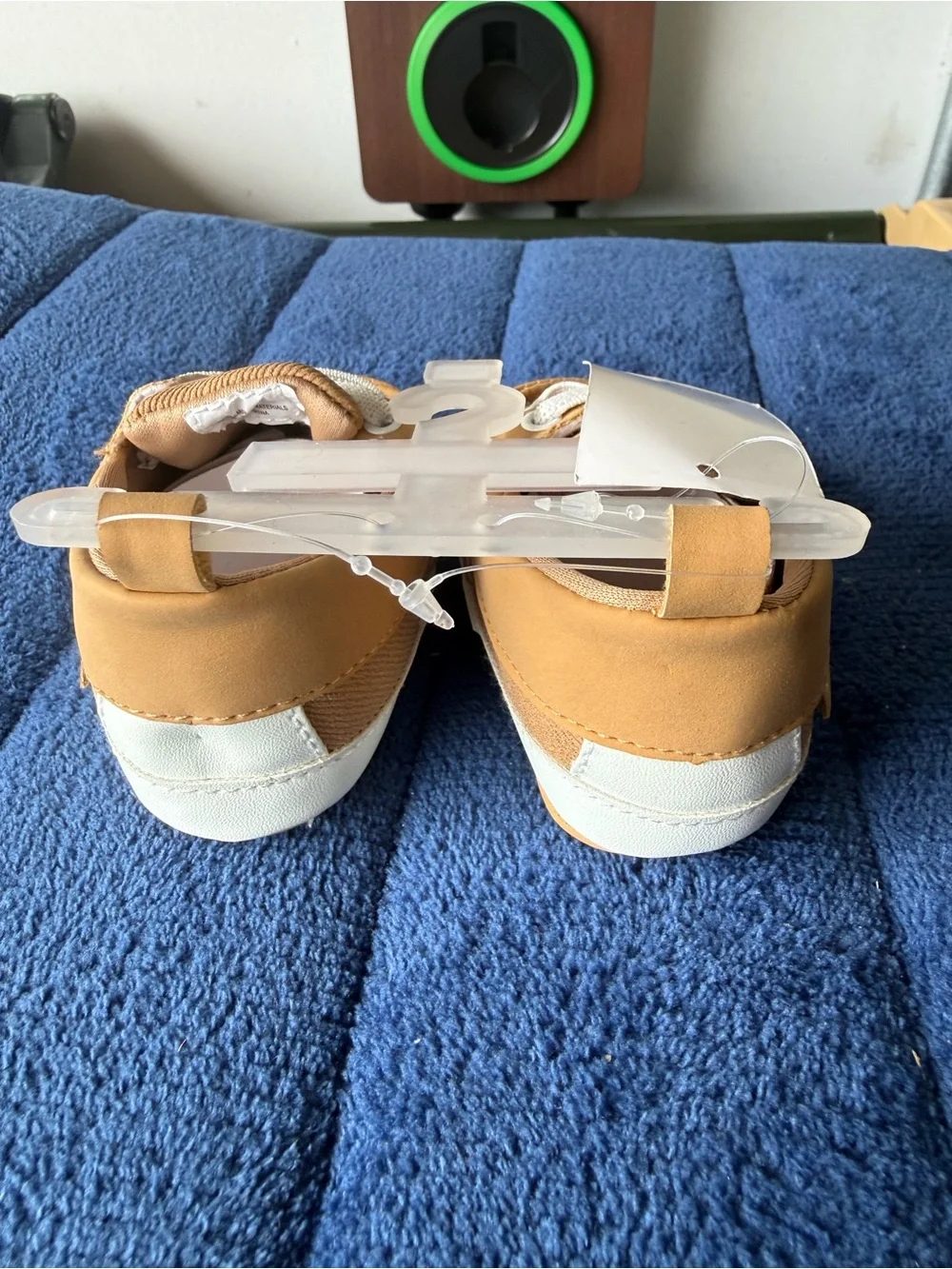 Beverly Hills Polo Club Baby Tan & White Moccasin Boat Shoes Sz 3 Crib Walker